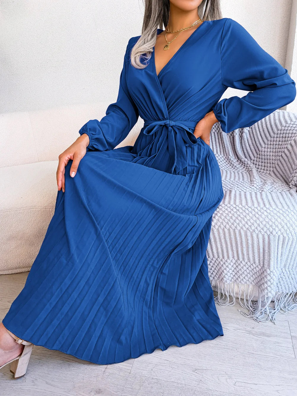 Women’s Elegant V-Neck Pleated Maxi Dress